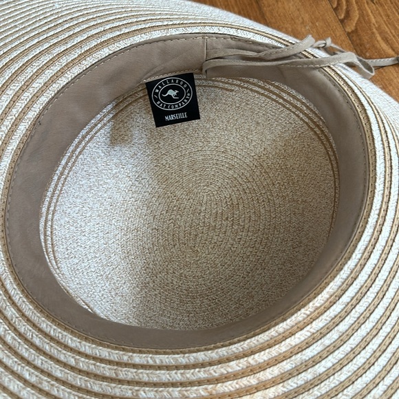 Wallaroo Hat - Picture 2 of 2